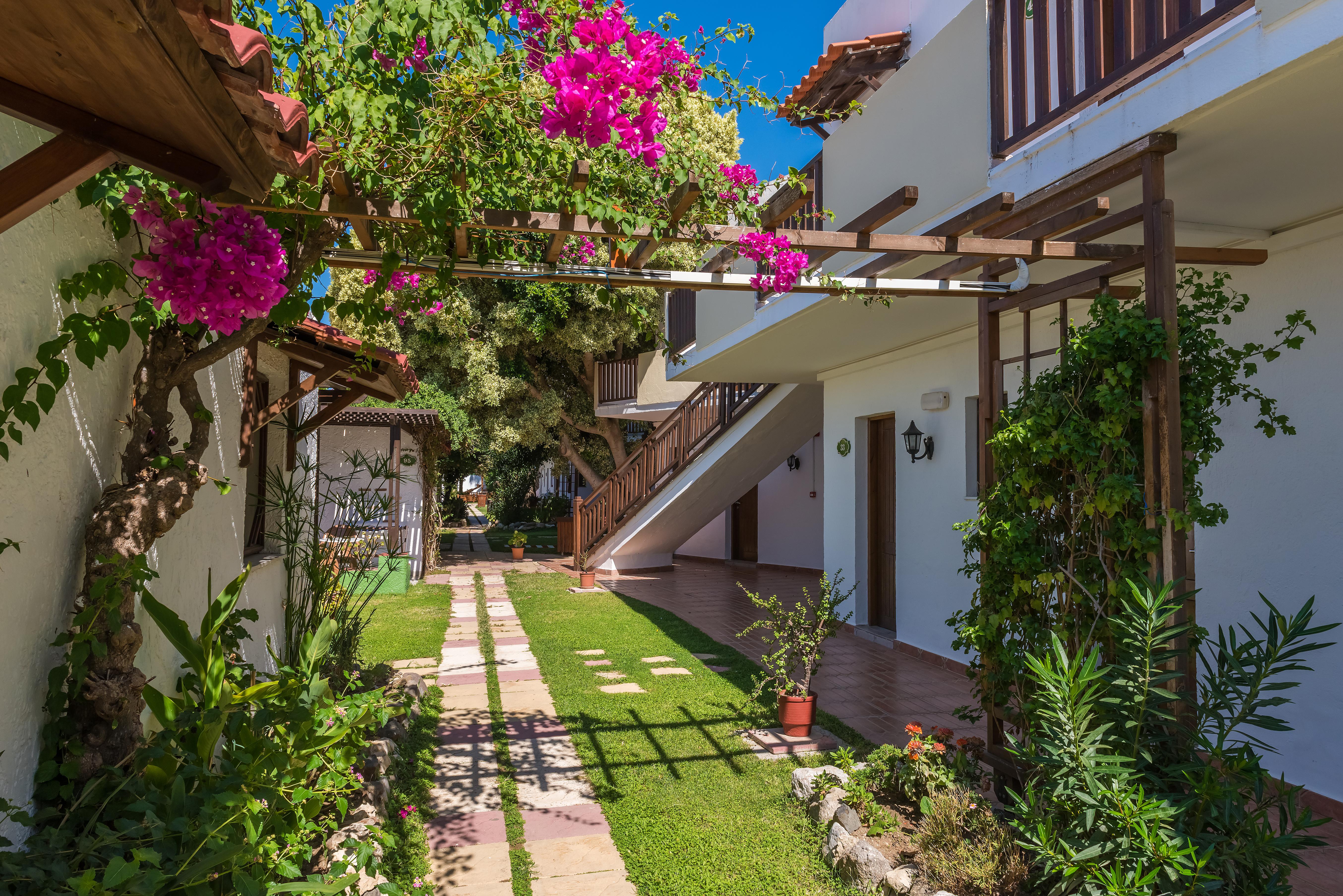 Gaia Garden Hotel Kos Town Exterior photo